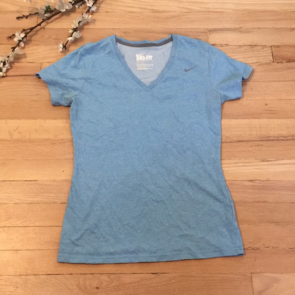 Nike dri-fit slim fit tee